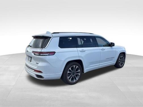 Bright White Clearcoat 2022 Jeep Grand Cherokee L Overland