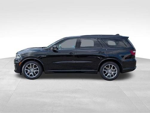 DB Black Crystal Clearcoat 2026 Dodge Durango GT Premium AWD HEMI V8