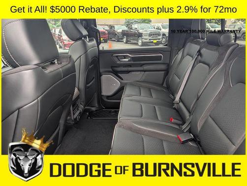 Diamond Black Crystal Pearlcoat 2026 RAM 1500 Laramie