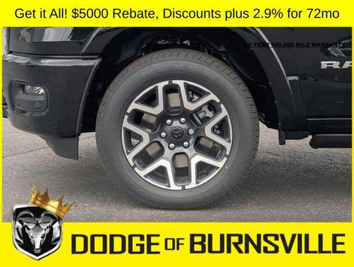 Diamond Black Crystal Pearlcoat 2026 RAM 1500 Laramie