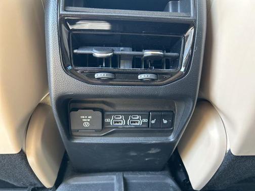 2022 Jeep Grand Cherokee Limited X