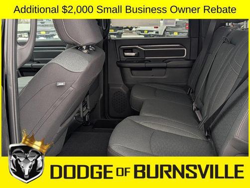 Ceramic Gray Clearcoat 2026 RAM 3500 Big Horn Crew Cab 4x4 6'4' Box