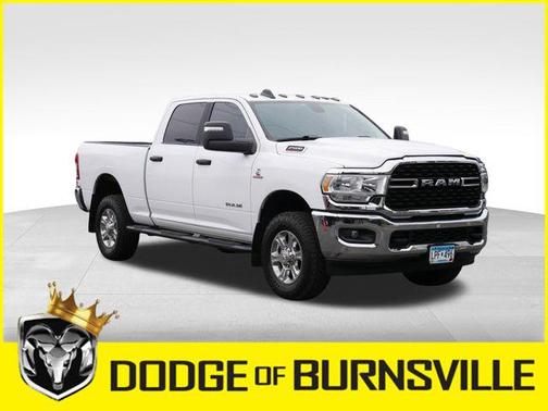 Bright White Clearcoat 2023 RAM 2500 Big Horn Crew Cab 4x4 6'4' Box