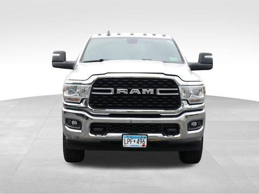 Bright White Clearcoat 2023 RAM 2500 Big Horn Crew Cab 4x4 6'4' Box