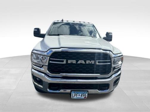 Bright White Clearcoat 2023 RAM 2500 Big Horn Crew Cab 4x4 6'4' Box