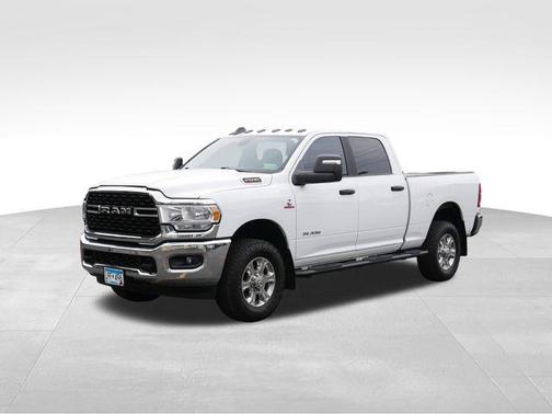 Bright White Clearcoat 2023 RAM 2500 Big Horn Crew Cab 4x4 6'4' Box
