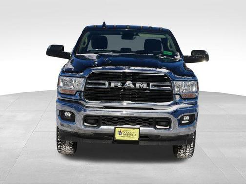 2020 RAM 2500 Big Horn Crew Cab 4X4 8' Box