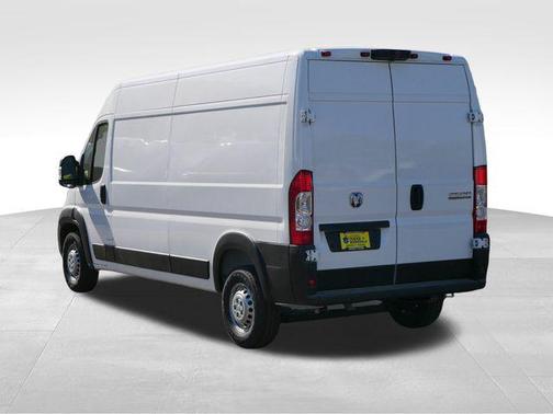 2025 RAM ProMaster 2500 Tradesman