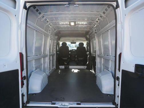 2025 RAM ProMaster 2500 Tradesman