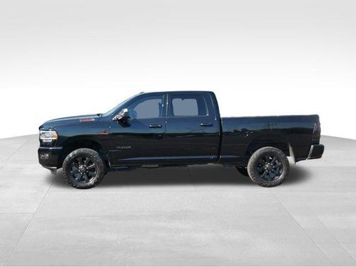2022 RAM 2500 Big Horn Crew Cab 4x4 6'4' Box