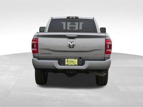2023 RAM 2500 Laramie Crew Cab 4x4 6'4' Box