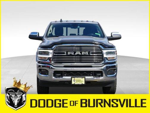 Billet Silver Metallic Clearcoat 2022 RAM 3500 Laramie Crew Cab 4x4 6'4' Box
