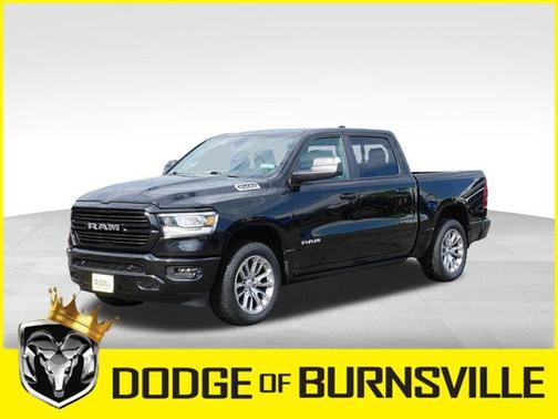 Diamond Black Crystal Pearlcoat 2023 RAM 1500 Laramie