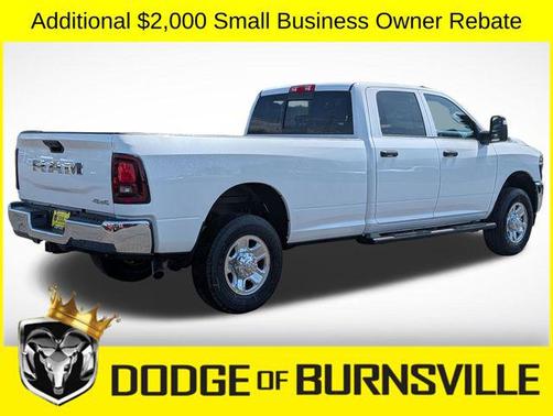 Bright White Clearcoat 2026 RAM 3500 Tradesman Crew Cab 4x4 8' Box