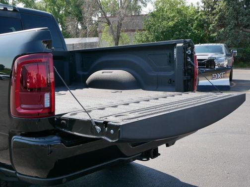 2025 RAM 2500 Laramie Crew Cab 4x4 6'4' Box