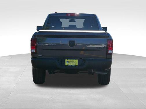 2022 RAM 1500 Classic Warlock Quad Cab 4x4 6'4' Box