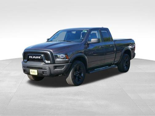 2022 RAM 1500 Classic Warlock Quad Cab 4x4 6'4' Box