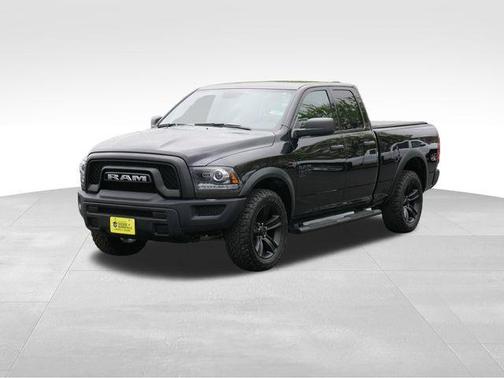 2022 RAM 1500 Classic Warlock Quad Cab 4x4 6'4' Box