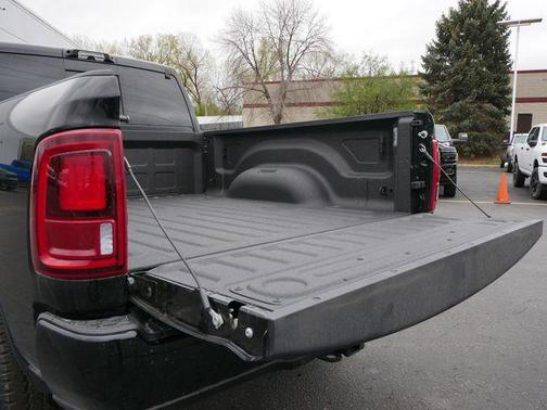 2025 RAM 3500 Laramie Crew Cab 4x4 6'4' Box