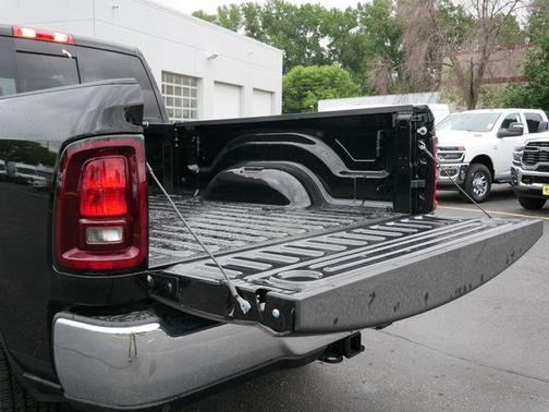 2025 RAM 3500 Tradesman Crew Cab 4x4 6'4' Box