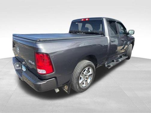 Granite Crystal Metallic Clearcoat 2019 RAM 1500 Express
