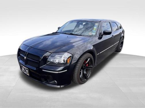 Brilliant Black Crystal Pearlcoat 2007 Dodge Magnum SRT8