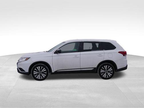 2020 Mitsubishi Outlander ES