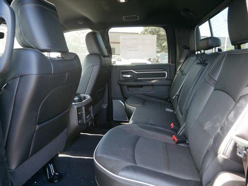 2025 RAM 3500 Laramie Crew Cab 4x4 8' Box