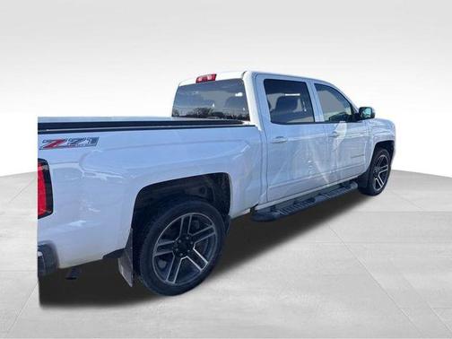 2017 Chevrolet Silverado 1500 2LT