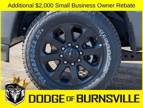 Ceramic Gray Clearcoat 2026 RAM 3500 Big Horn Crew Cab 4x4 6'4' Box