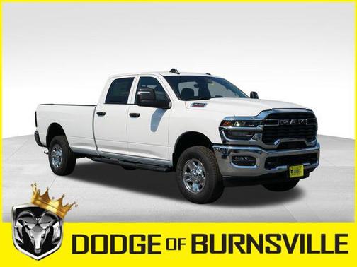 2025 RAM 2500 Tradesman Crew Cab 4x4 8' Box
