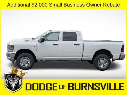 Bright White Clearcoat 2026 RAM 3500 Tradesman Crew Cab 4x4 6'4' Box
