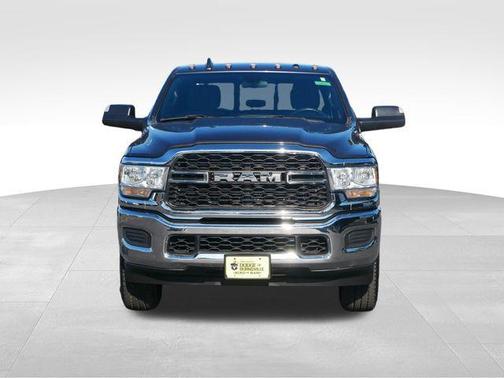 2021 RAM 2500 Tradesman Crew Cab 4x4 6'4' Box
