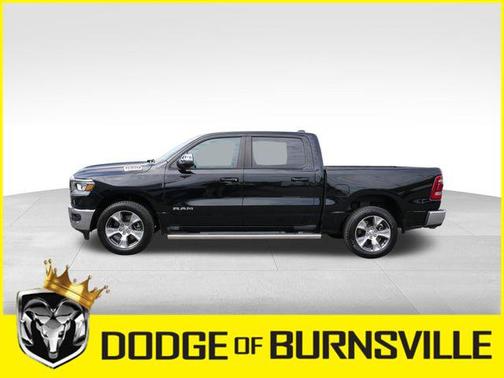Diamond Black Crystal Pearlcoat 2023 RAM 1500 Laramie