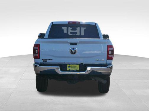 2021 RAM 2500 Big Horn Crew Cab 4x4 6'4' Box
