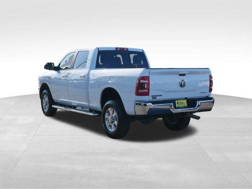 2021 RAM 2500 Big Horn Crew Cab 4x4 6'4' Box