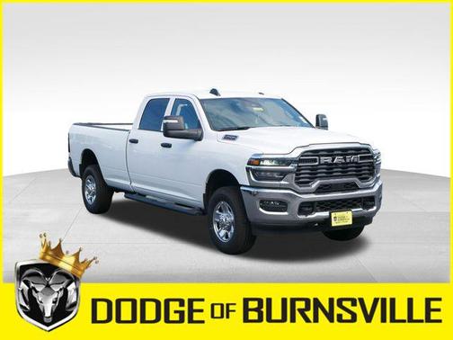 2025 RAM 2500 Tradesman Crew Cab 4x4 8' Box
