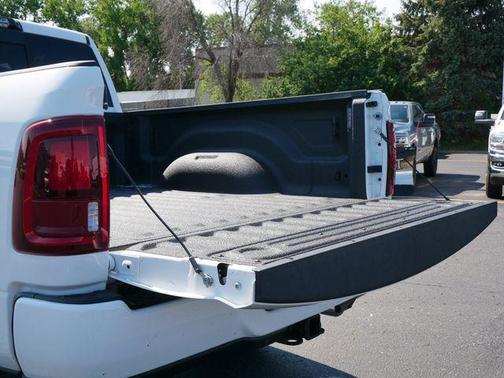 2025 RAM 3500 Laramie Crew Cab 4x4 6'4' Box