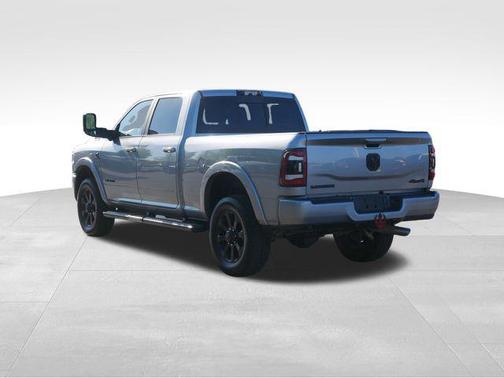 2022 RAM 2500 Laramie Crew Cab 4x4 6'4' Box
