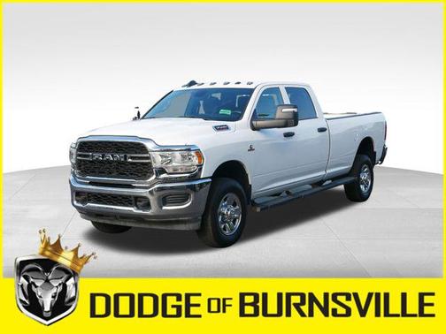 2024 RAM 3500 Tradesman Crew Cab 4x4 8' Box