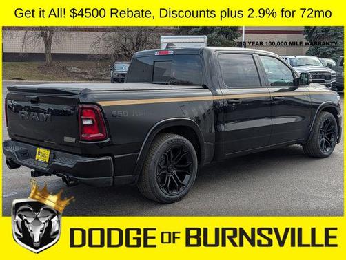 Diamond Black Crystal Pearlcoat 2026 RAM 1500 Big Horn/Lone Star