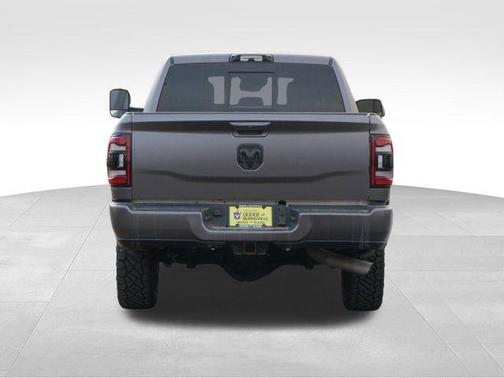 2022 RAM 2500 Limited Crew Cab 4x4 6'4' Box