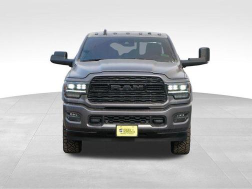 2022 RAM 2500 Limited Crew Cab 4x4 6'4' Box