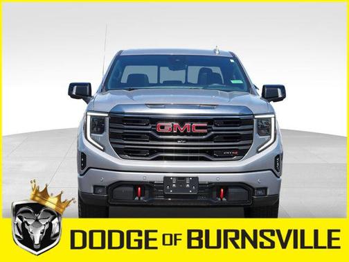 Sterling Metallic 2024 GMC Sierra 1500 AT4