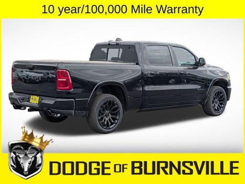 Diamond Black Crystal Pearlcoat 2026 RAM 1500 Limited