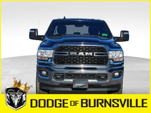 Diamond Black Crystal Pearlcoat 2023 RAM 2500 Big Horn Crew Cab 4x4 6'4' Box