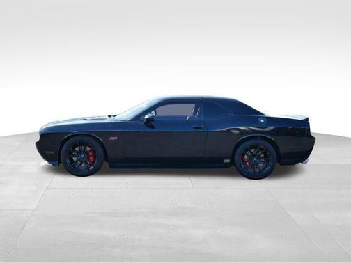 2013 Dodge Challenger SRT8