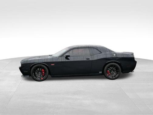 2013 Dodge Challenger SRT8