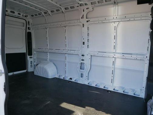 2025 RAM ProMaster 2500 Tradesman