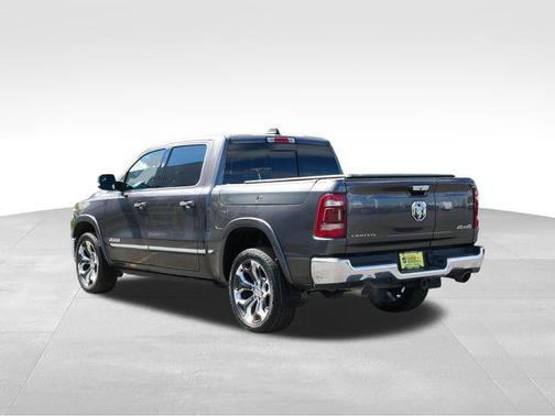 Granite Crystal Metallic Clearcoat 2020 RAM 1500 Limited